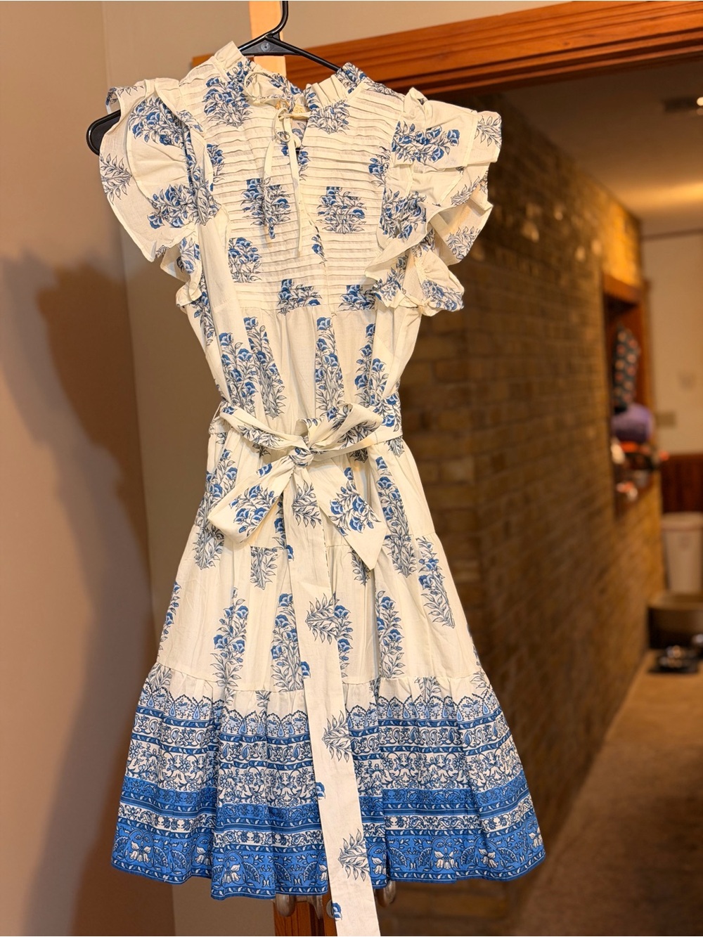 Women's Farmers Market Sleeveless Belted Short
Dress